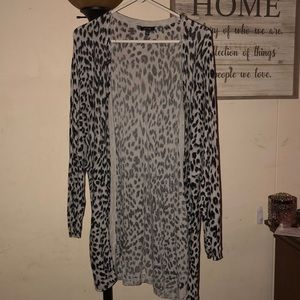 APT 9 cheetah print cardigan